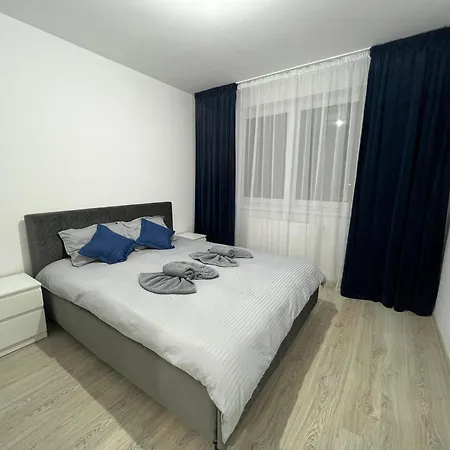 Apartman Coresi Apartament *
