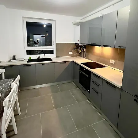 Coresi Apartament