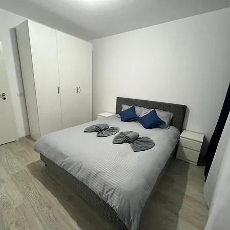 Apartman Coresi Apartament *